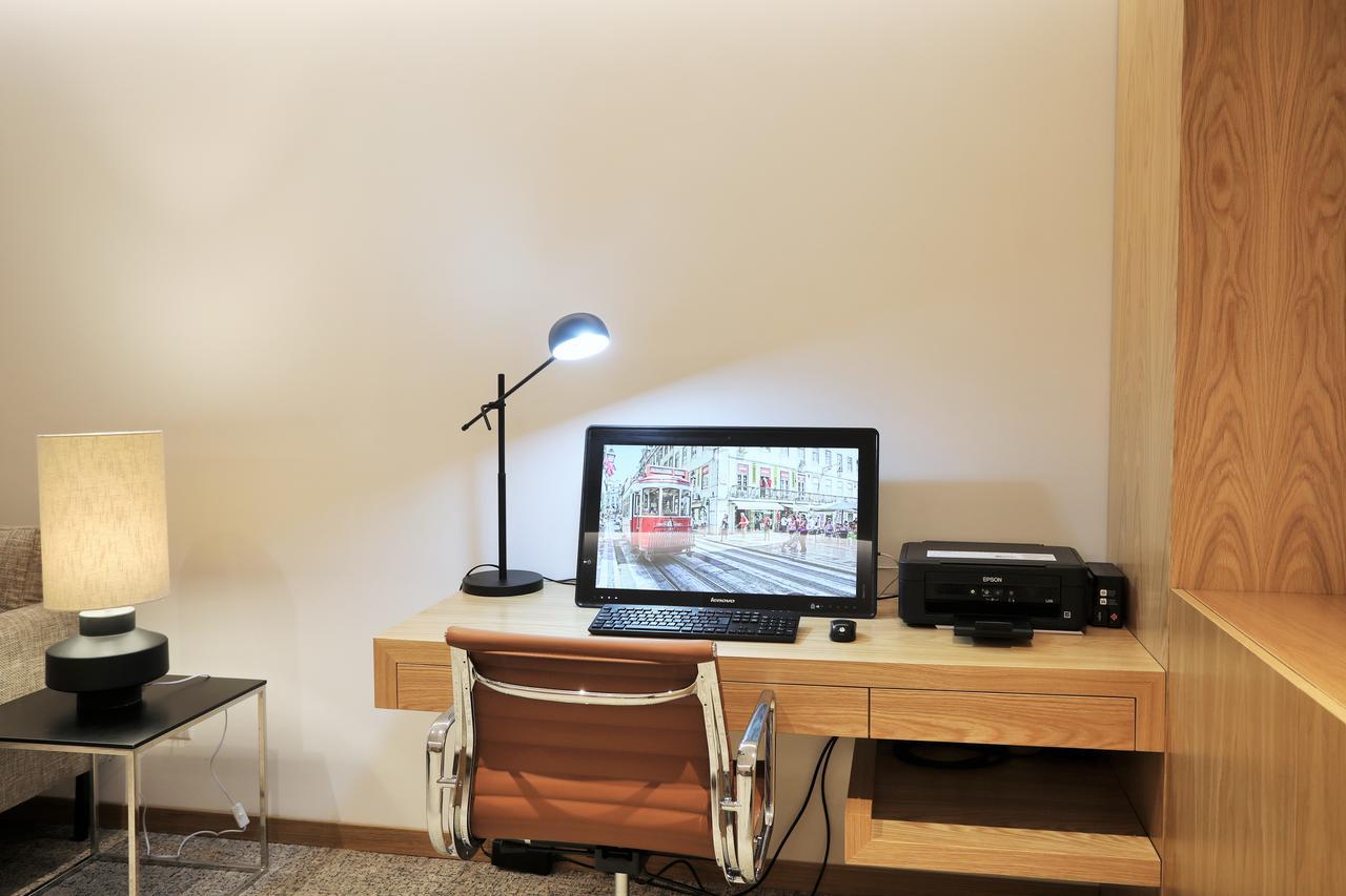 فندق إيبيروستار سيلكشين لشبونة Lisboa المظهر الخارجي الصورة A typical home office